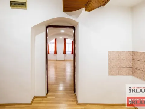 Prodaja, jednosoban stan, 29m², Petrovaradin, Novi Sad - image 5