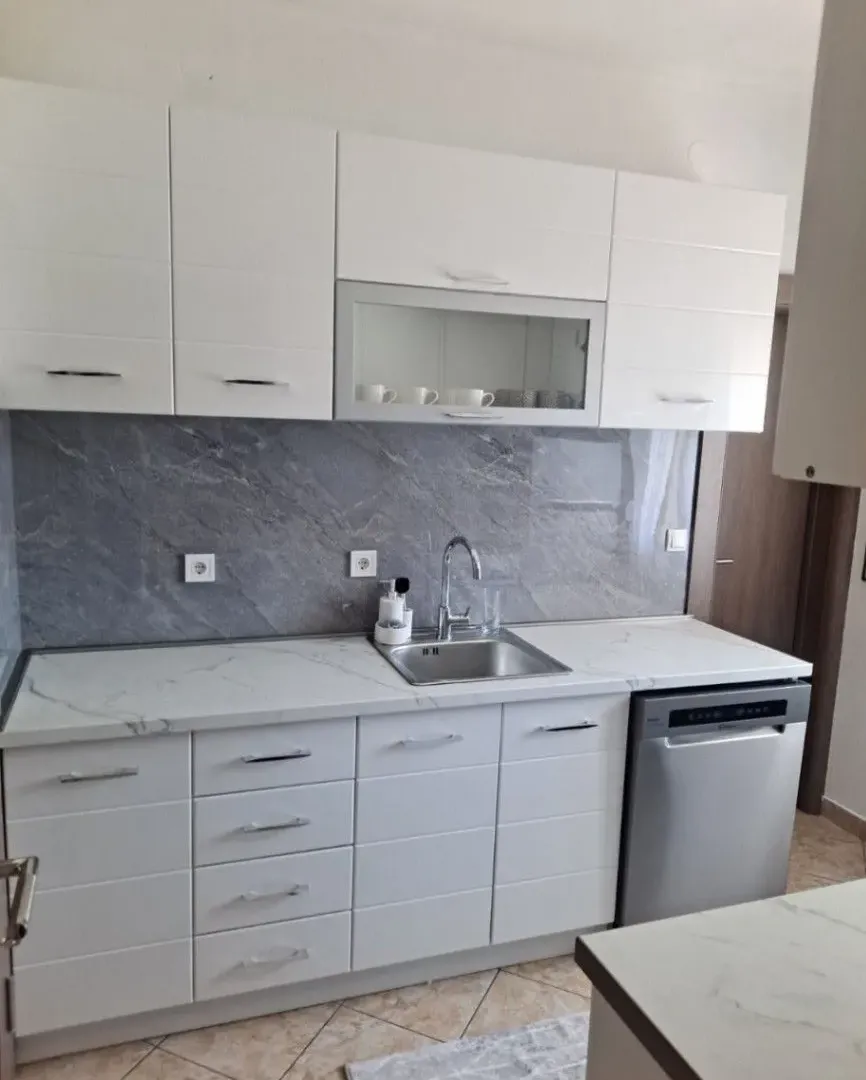 Rent, three bedroom apartment, 130m², Stari Aerodrom, Podgorica