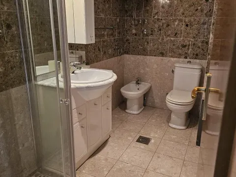 Izdavanje, stan, 149m², Pržno, Budva - image 5