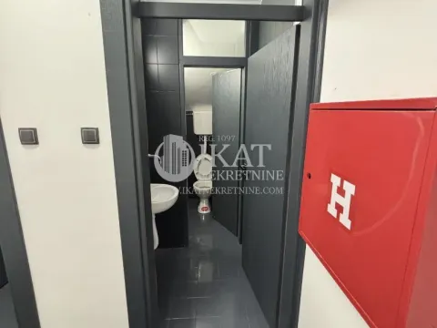 Rent, office space, 1212m², Pančevo, Srbija - image 4