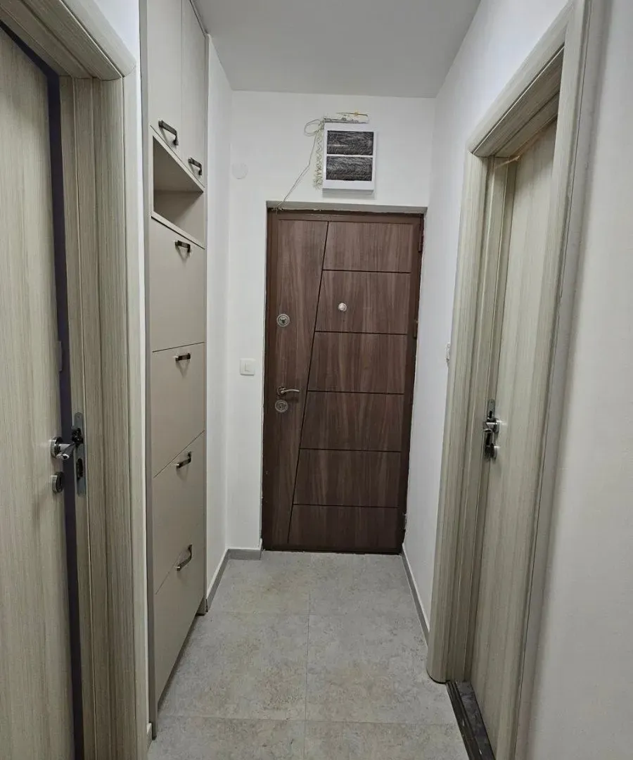 Izdavanje, jednosoban stan, 40m², Pejton, Podgorica