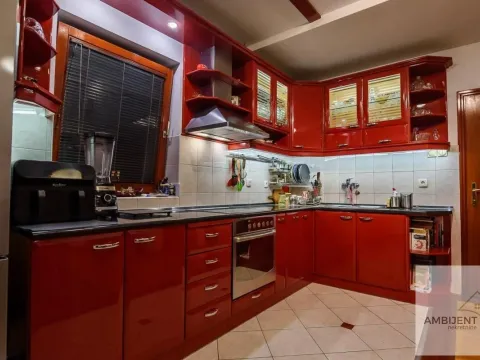 Prodaja, četvorosoban stan, 104m², Stari Grad, Beograd - image 5