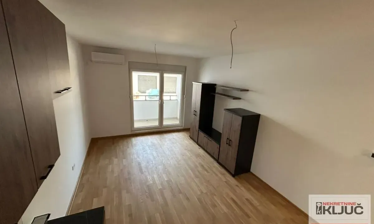 Prodaja, dvosoban stan, 43m², Petrovaradin, Novi Sad
