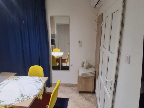 Stan-na-dan, jednosoban stan, 39m², Blok 9, Podgorica - image 7