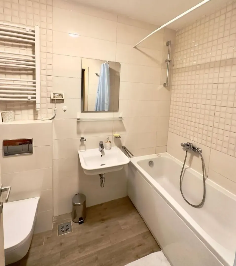 Rent, one bedroom apartment, 45m², City Kej, Podgorica
