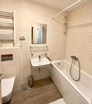 Rent, one bedroom apartment, 45m², City Kej, Podgorica - image 6