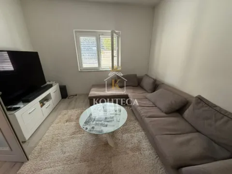 Rent, two bedroom apartment, 97m², Obala Đuraševića, Tivat