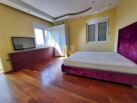 Izdavanje, stan, 263m², Bulevar Evrope, Novi Sad Sve Podlokacije - image 16
