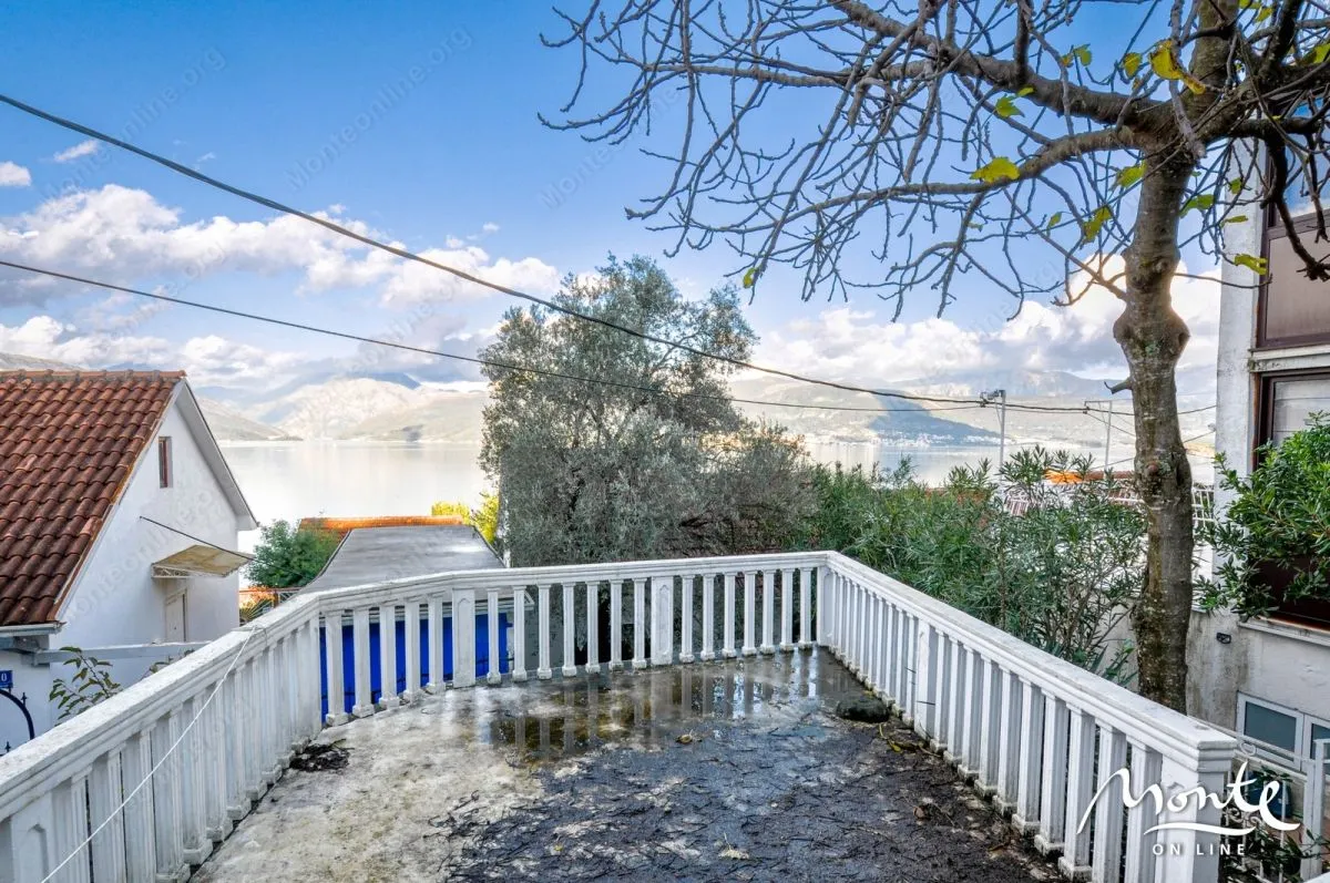 Prodaja, kuća, 168m², Krašići, Tivat