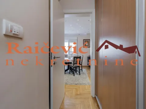 Prodaja, trosoban stan, 84m², Zemun Gornji Grad, Zemun Sve Podlokacije - image 11