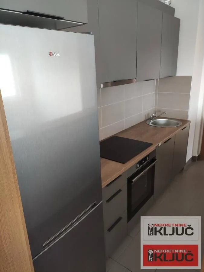 Izdavanje, trosoban stan, 67m², Novo naselje, Novi Sad
