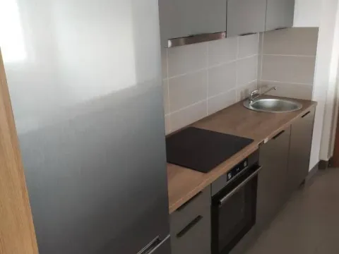 Izdavanje, trosoban stan, 67m², Novo naselje, Novi Sad - image 5