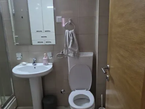Rent, two bedroom apartment, 80m², Seljanovo, Tivat - image 13