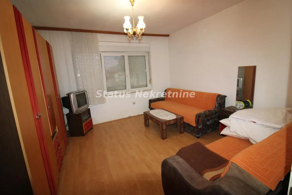 Prodaja, kuća, 104m², Titel, Novi Sad