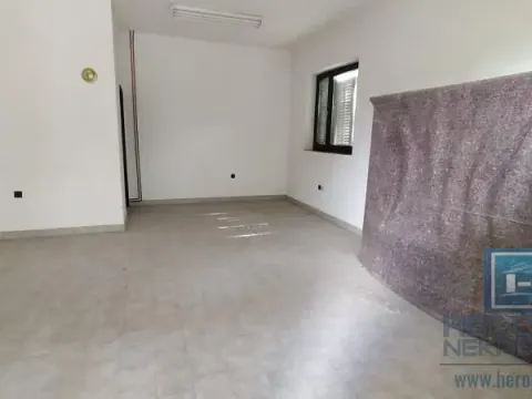 Prodaja, poslovni prostor, 731m², Aqua park, Jagodina - image 22