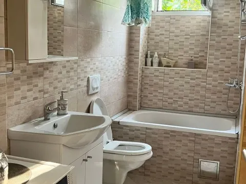 Izdavanje, stan, 63m², Centar, Podgorica - image 8