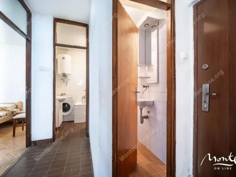 Prodaja, dvosoban stan, 64m², Risan, Kotor - image 20