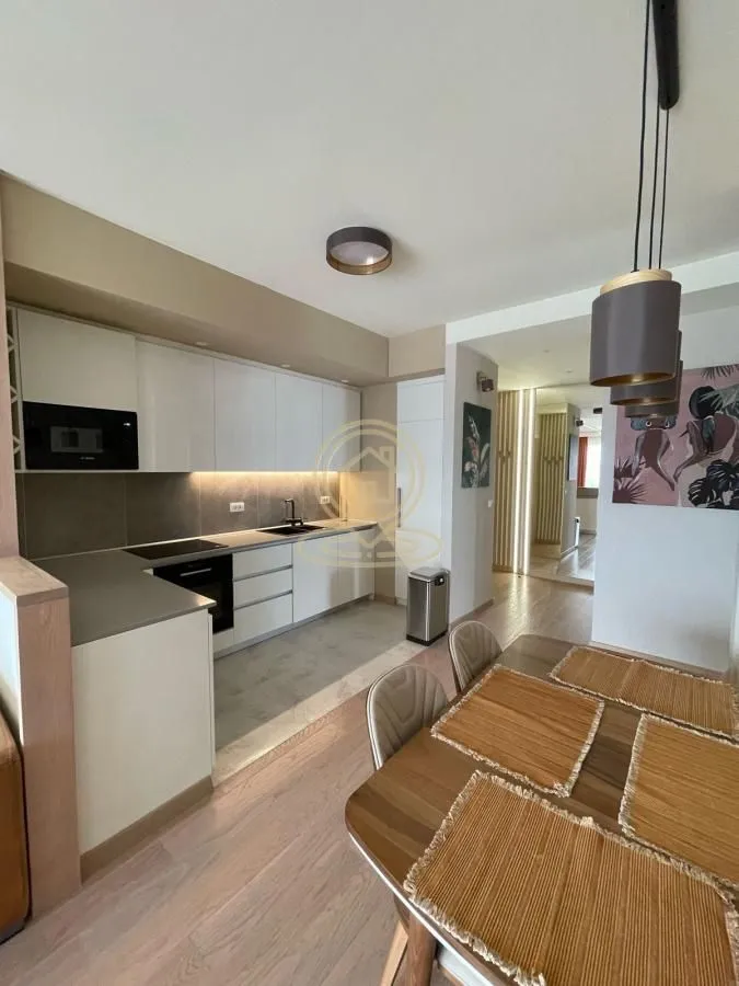 Rent, three bedroom apartment, 80m², Savski Venac, Beograd