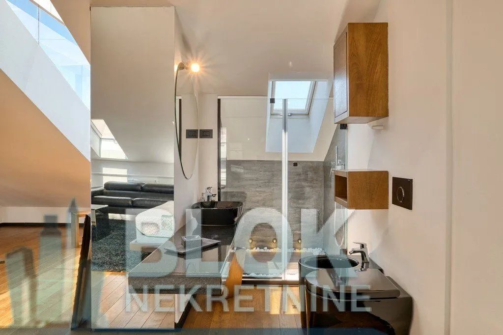 Izdavanje, dvosoban stan, 70m², Preko Morače, Podgorica