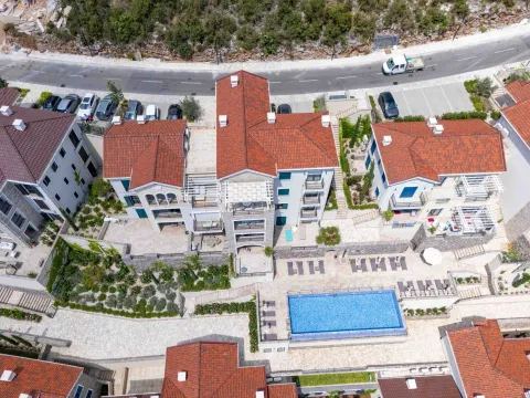 Sale, one bedroom apartment, 74m², Luštica Bay, Tivat - image 21