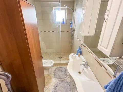 Prodaja, kuća, 100m², Dalmatinska ulica, Podgorica - image 16