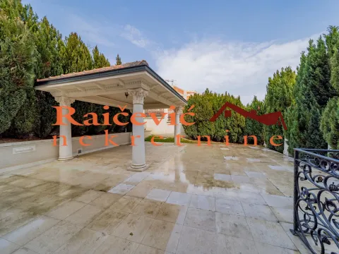 Rent, house, 1118m², Savski Venac, Beograd - image 18