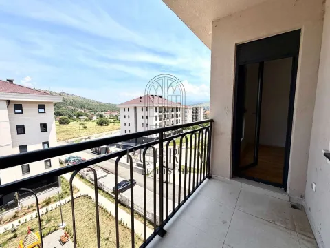 Prodaja, jednosoban stan, 45m², Tološi, Podgorica - image 7