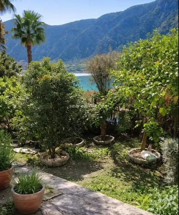 Sale, two bedroom apartment, 54m², Dobrota, Kotor