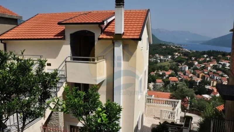 Prodaja, kuća, 319m², Herceg Novi, Crna Gora