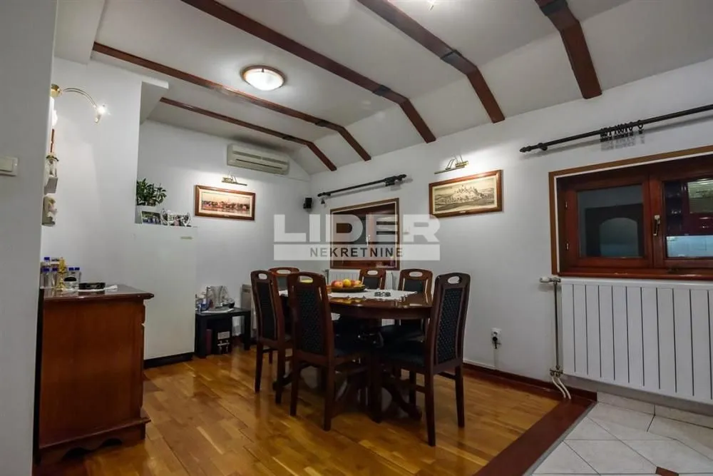 Sale, four bedroom apartment, 105m², Gundulićev Venac, Beograd