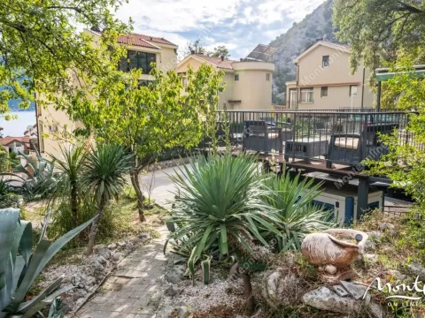 Sale, two bedroom apartment, 79m², Orahovac, Kotor - image 21