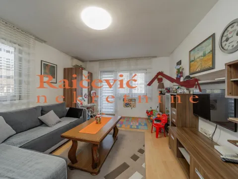 Sale, one bedroom apartment, 53m², Rakovica, Beograd - image 1