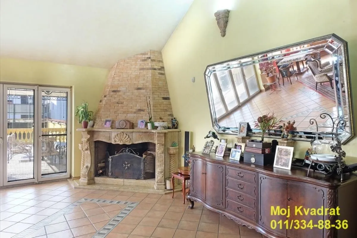 Sale, house, 765m², Zemun Sve Podlokacije, Beograd