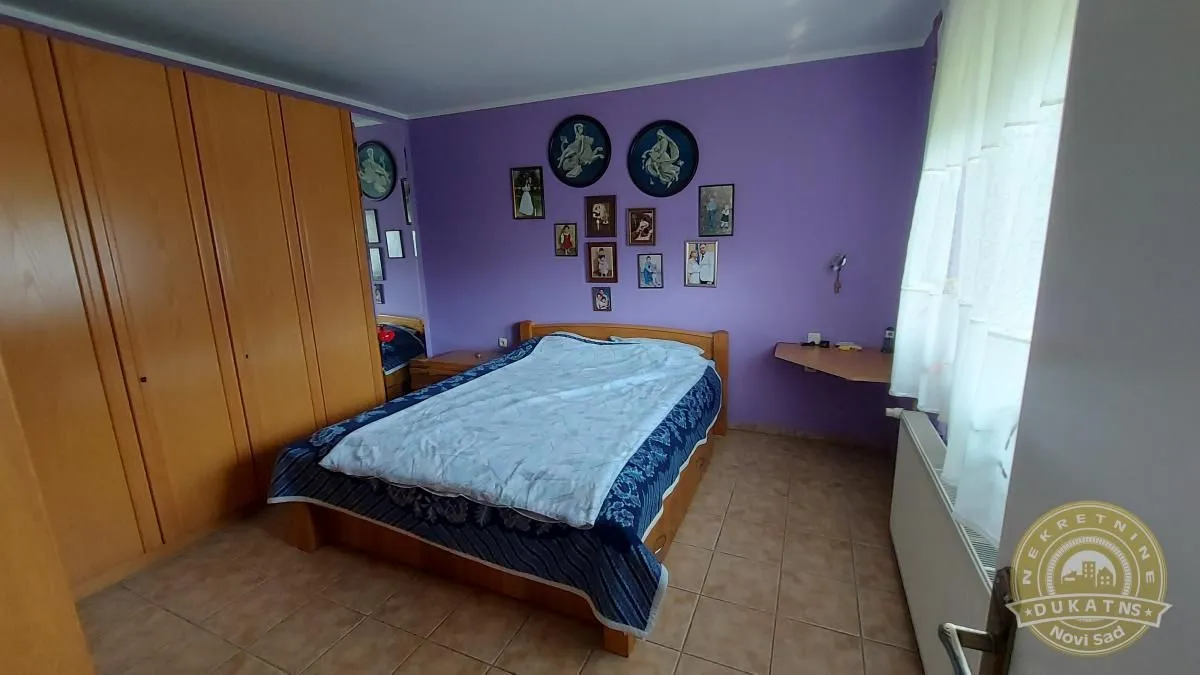 Prodaja, kuća, 340m², Veternik, Novi Sad Sve Podlokacije