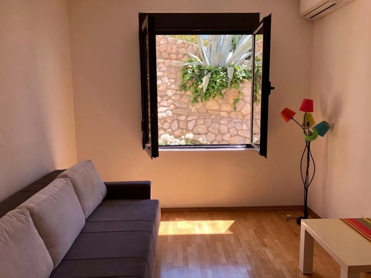 Sale, two bedroom apartment, 89m², Dobre Vode, Bar