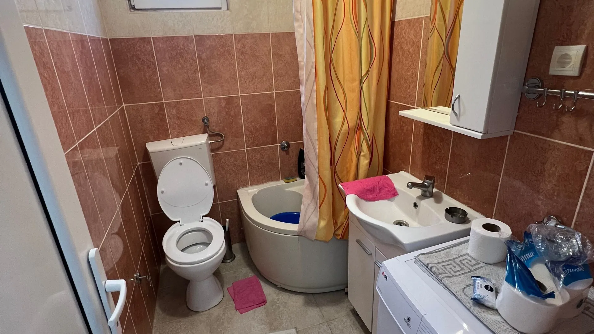Izdavanje, jednosoban stan, 30m², Sutomore, Bar