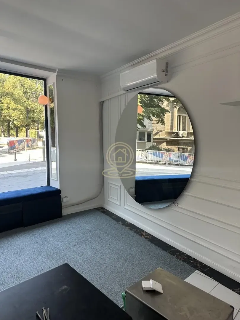 Rent, office space, 230m², Andrićev Venac, Beograd