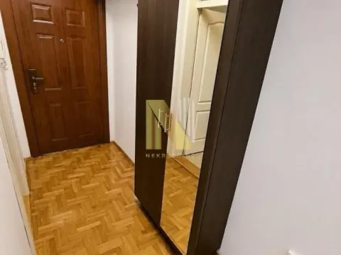 Izdavanje, garsonjera, 30m², Grbavica, Novi Sad Sve Podlokacije - image 4