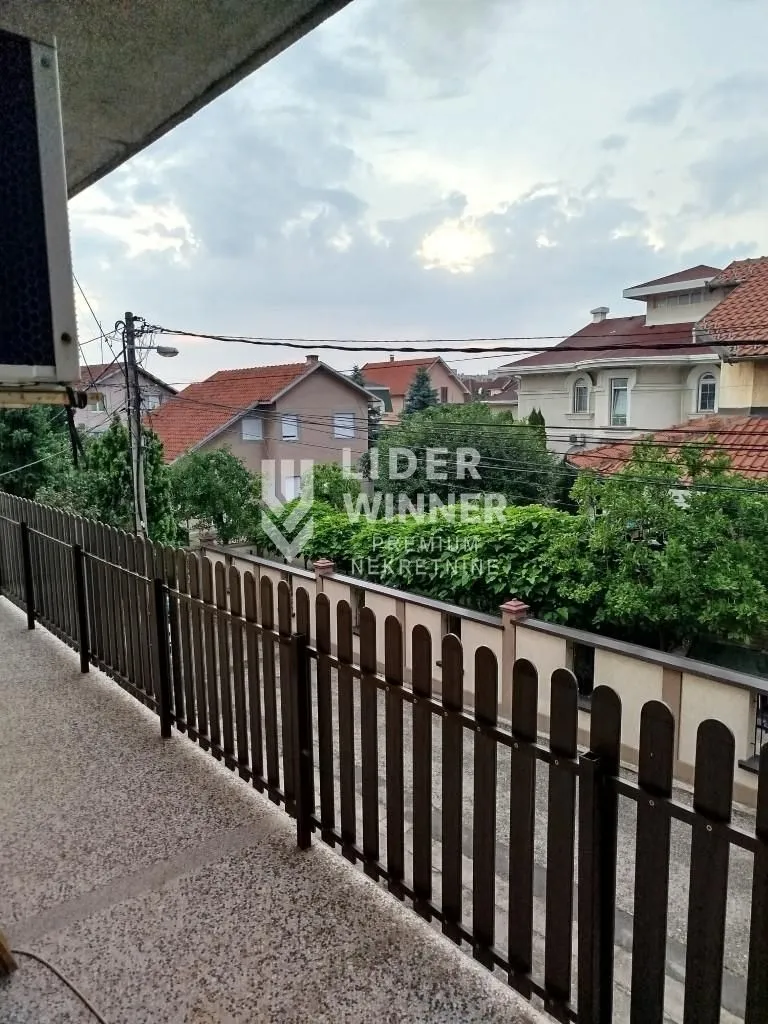 Izdavanje, četvorosoban stan, 88m², Brace Jerković, Voždovac Sve Podlokacije