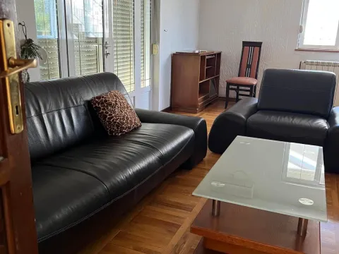 Rent, house, 250m², Tološi, Podgorica - image 5