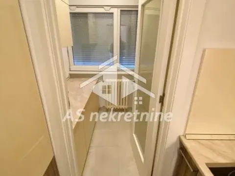 Izdavanje, četvorosoban stan, 83m², Voždovac Sve Podlokacije, Beograd - image 11