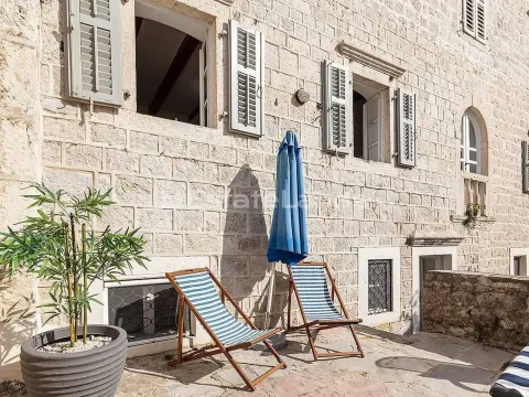 Sale, house, 105m², Perast, Kotor - image 12