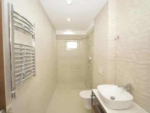 Prodaja, četvorosoban stan, 123m², Herceg Novi, Crna Gora - image 17