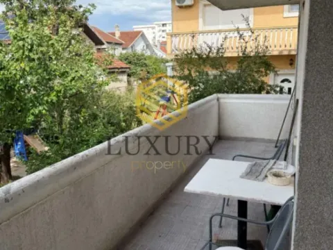 Izdavanje, jednosoban stan, 64m², Stari Aerodrom, Podgorica - image 6