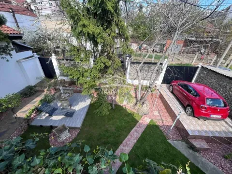 Izdavanje, kuća, 136m², Cvetkova Pijaca, Zvezdara Sve Podlokacije - image 3