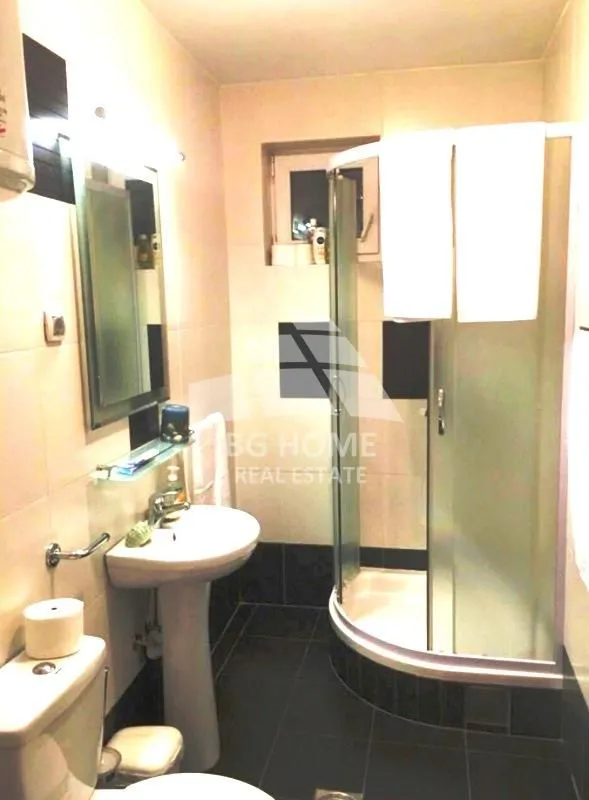 Sale, two bedroom apartment, 176m², Uciteljsko Naselje, Zvezdara Sve Podlokacije