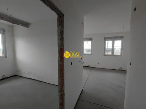 Prodaja, trosoban stan, 57m², Veliki Mokri Lug, Zvezdara Sve Podlokacije - image 4