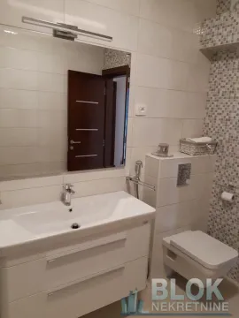 Izdavanje, dvosoban stan, 90m², Preko Morače, Podgorica - image 18