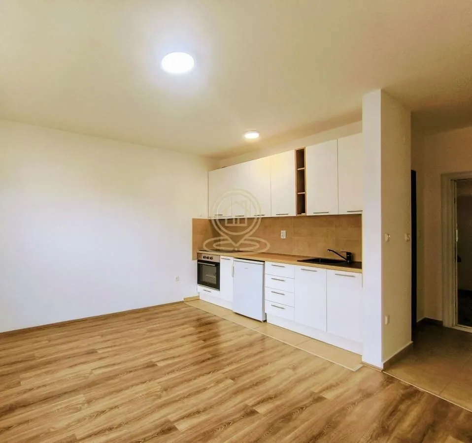 Izdavanje, jednosoban stan, 38m², Adice, Novi Sad Sve Podlokacije