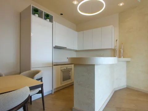 Prodaja, dvosoban stan, 112m², Centar, Budva - image 5